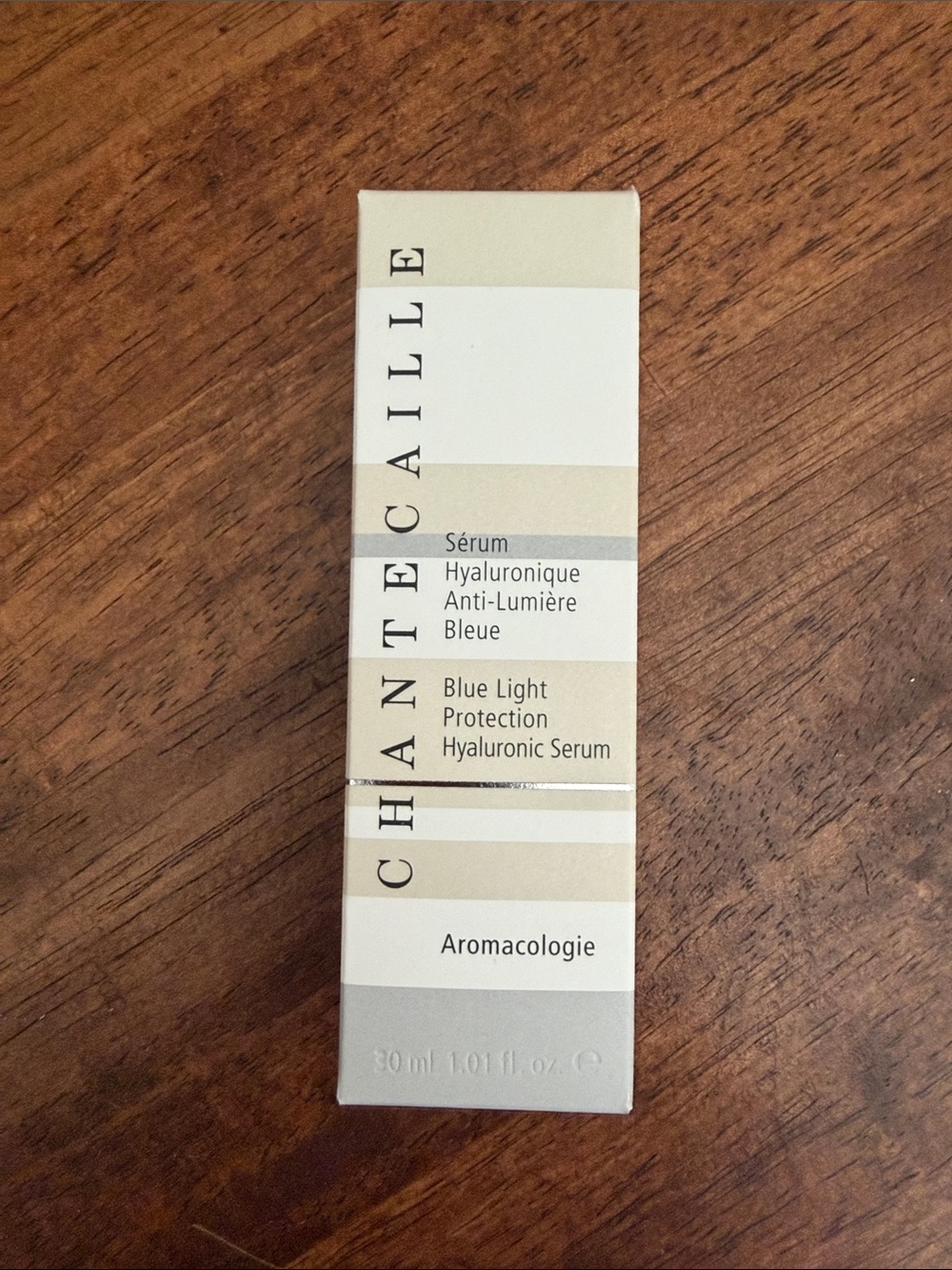 Chantecaille Serum Box in Cream and White